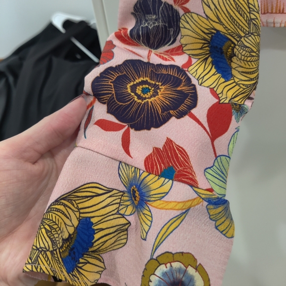 Topshop Ruched Crop Top - Picture 4 of 12